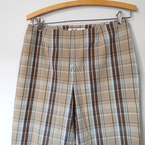 Madison & Max Brown Plaid Capri Crop Pants - Picture 5 of 7